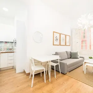Homes Uncibay Square Apartment Malaga